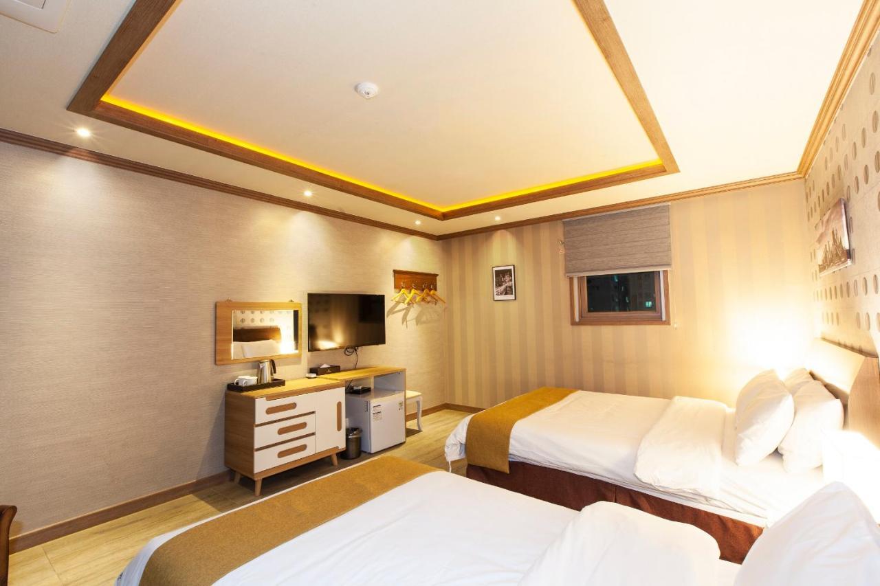 Sahara Hotel Jeju Extérieur photo