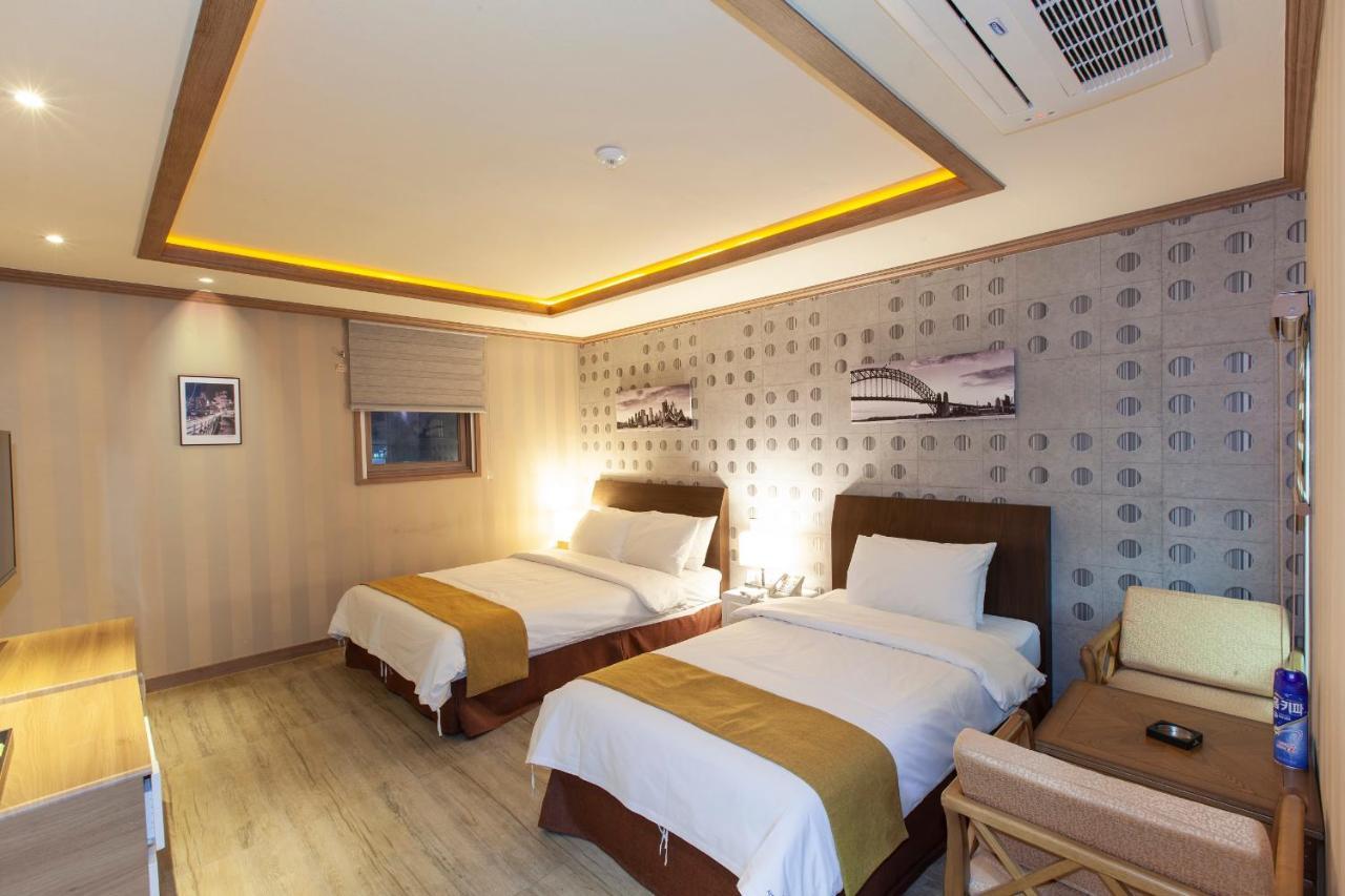Sahara Hotel Jeju Extérieur photo